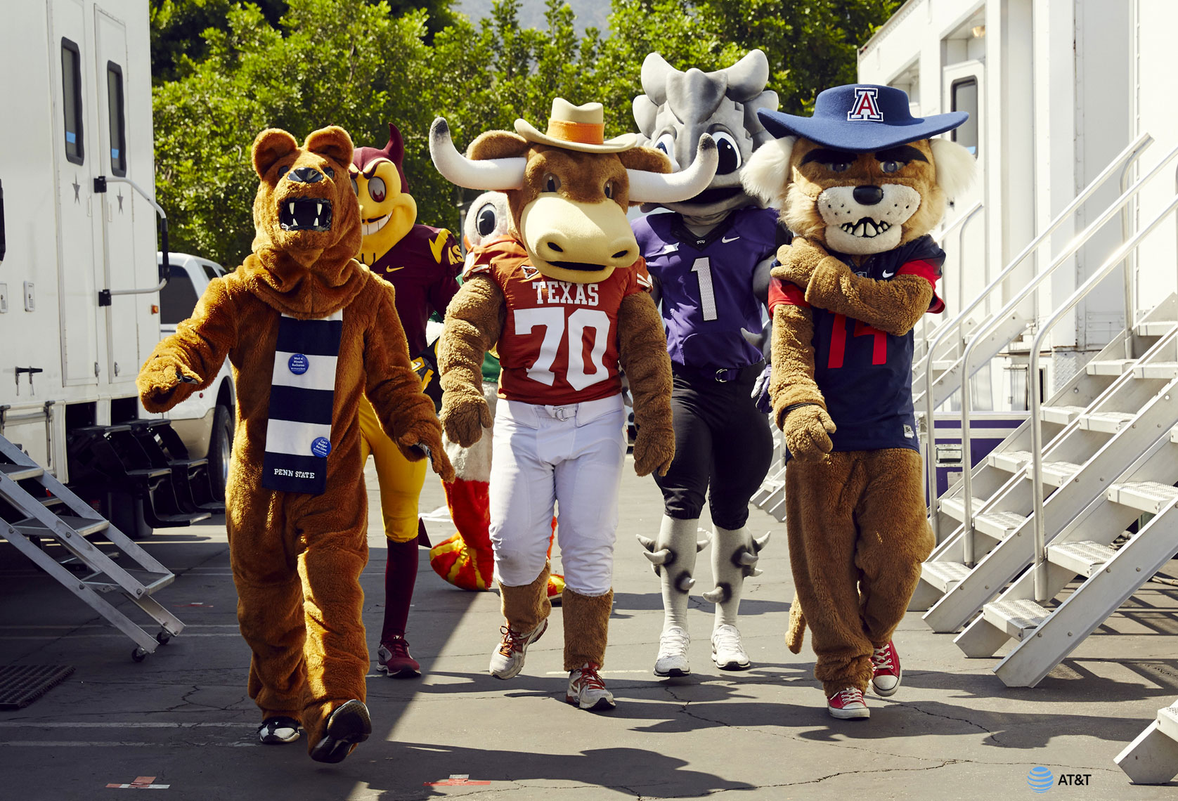 Commercial  Photography - Roger Snider - NCAA Mascots for AT&T - Los Angeles CA