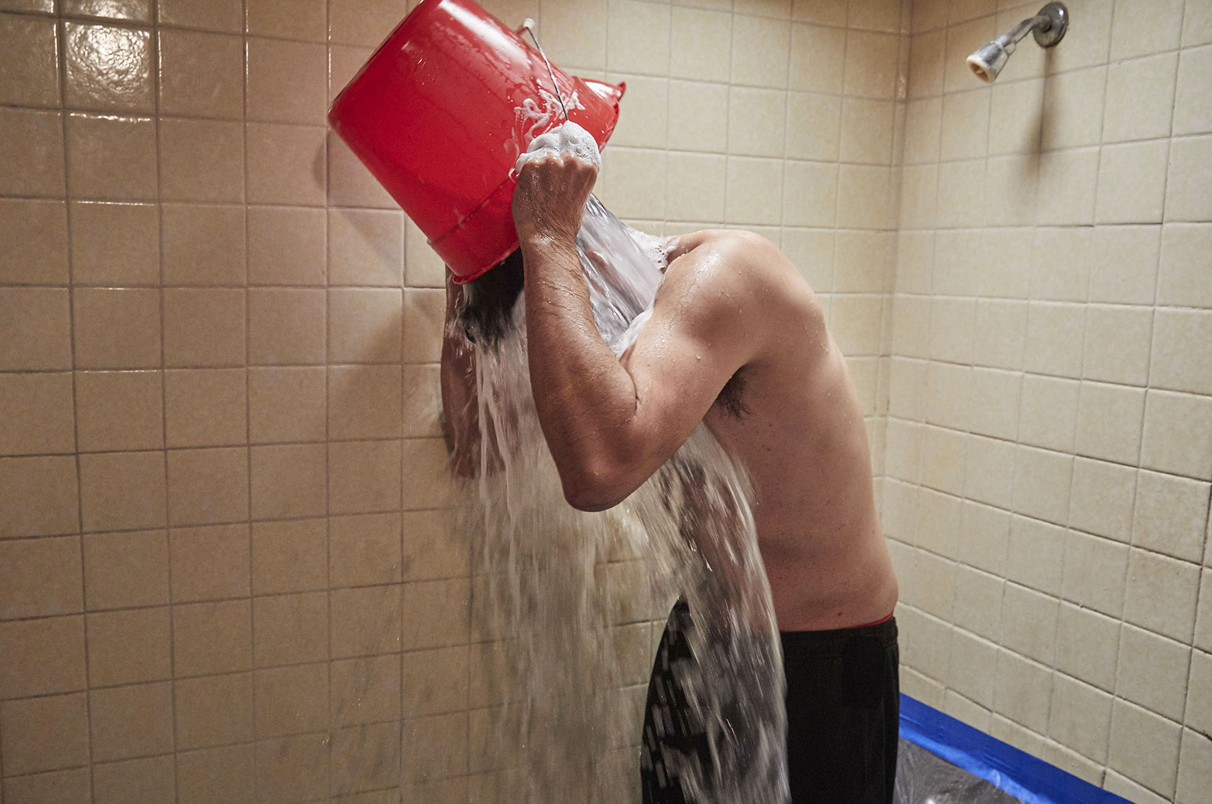 sf_12-Shower-Water-Bucket-Husband_ABB